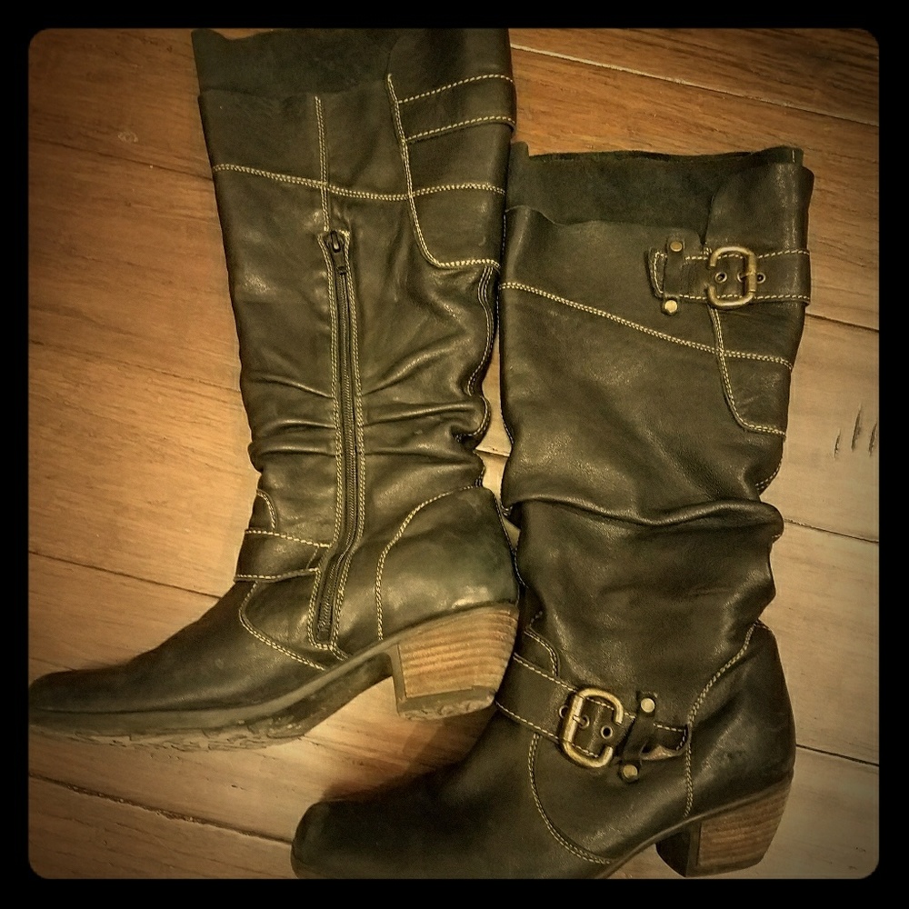 Super warm[and cute]black boots